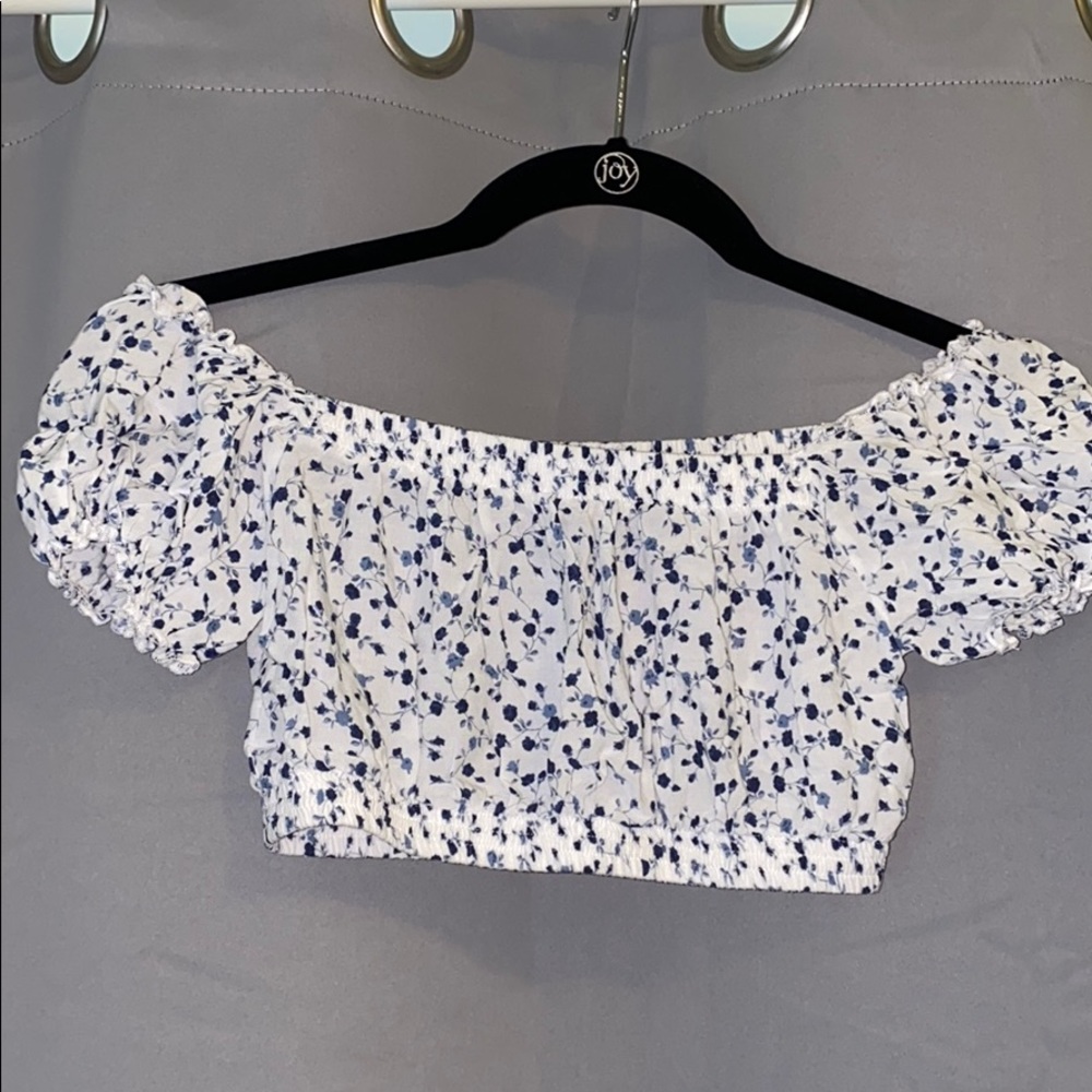 Brandy Melville top💫